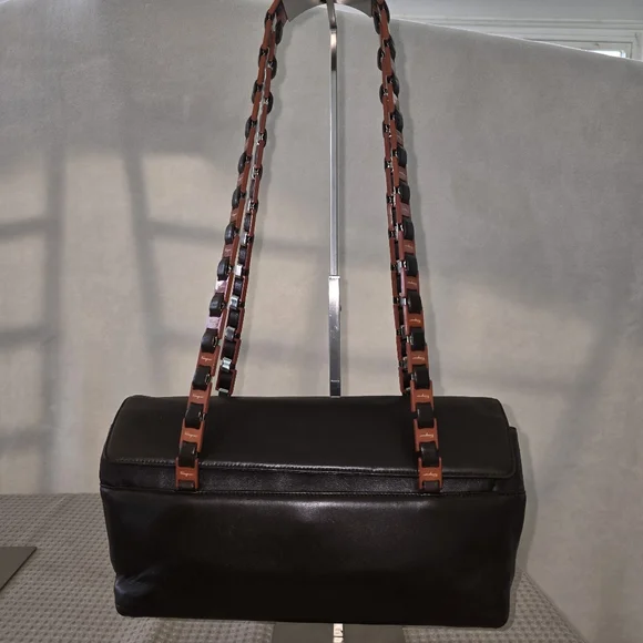 Salvatore Ferragamo LEATHER - Picture 2 of 16